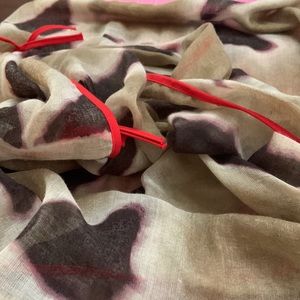 Ann Taylor Loft Scarf, Size One Size beautiful (pre-owned)